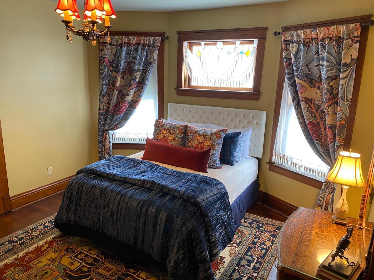 Apartamento The Edmond An 1887 Arts & Crafts Gem Saint Joseph Exterior foto